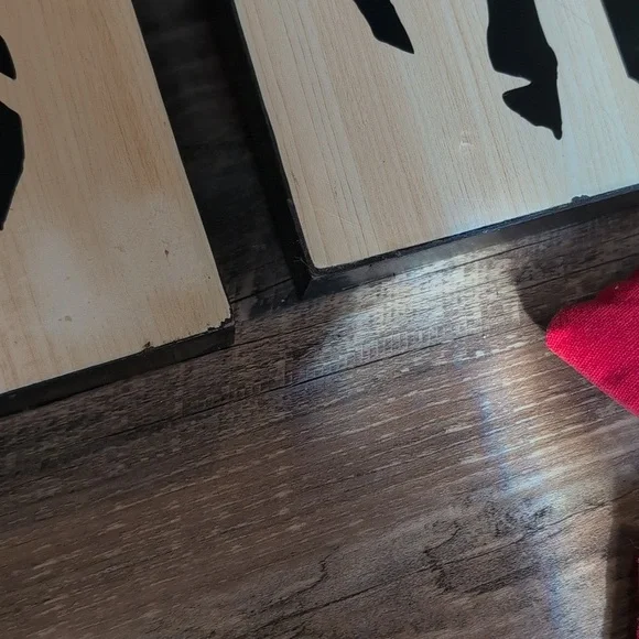 Travel Cornhole Game Set with Blue and Red Bean Bags - Picture 8 of 15